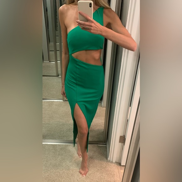 Revolve- NBD- Kody cutout midi dress - Picture 4 of 4